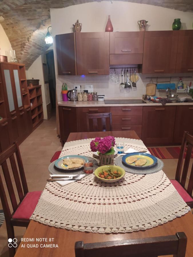 Casa Vacanza Todi Antica ภายนอก รูปภาพ